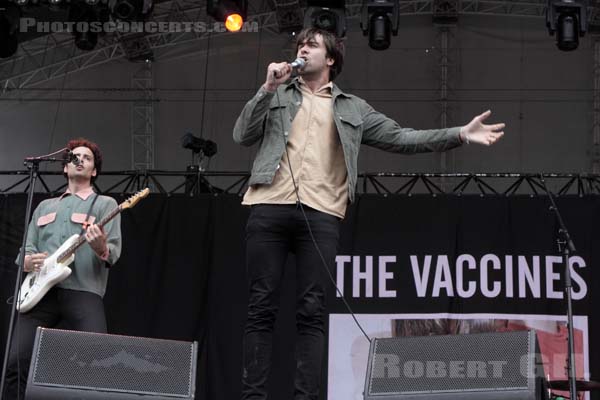 THE VACCINES - 2011-08-28 - SAINT CLOUD - Domaine National - Grande Scene - Justin Hayward-Young - Freddie Cowan